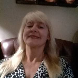 Meet your Posher, Adrienne